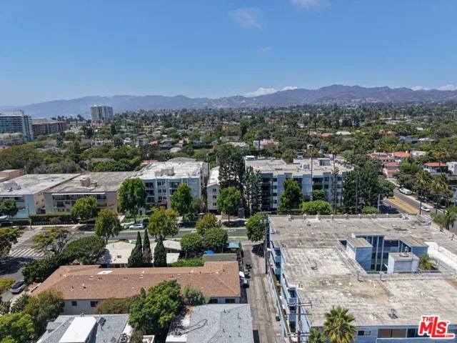 311 Montana Avenue 302, Santa Monica, California 90403