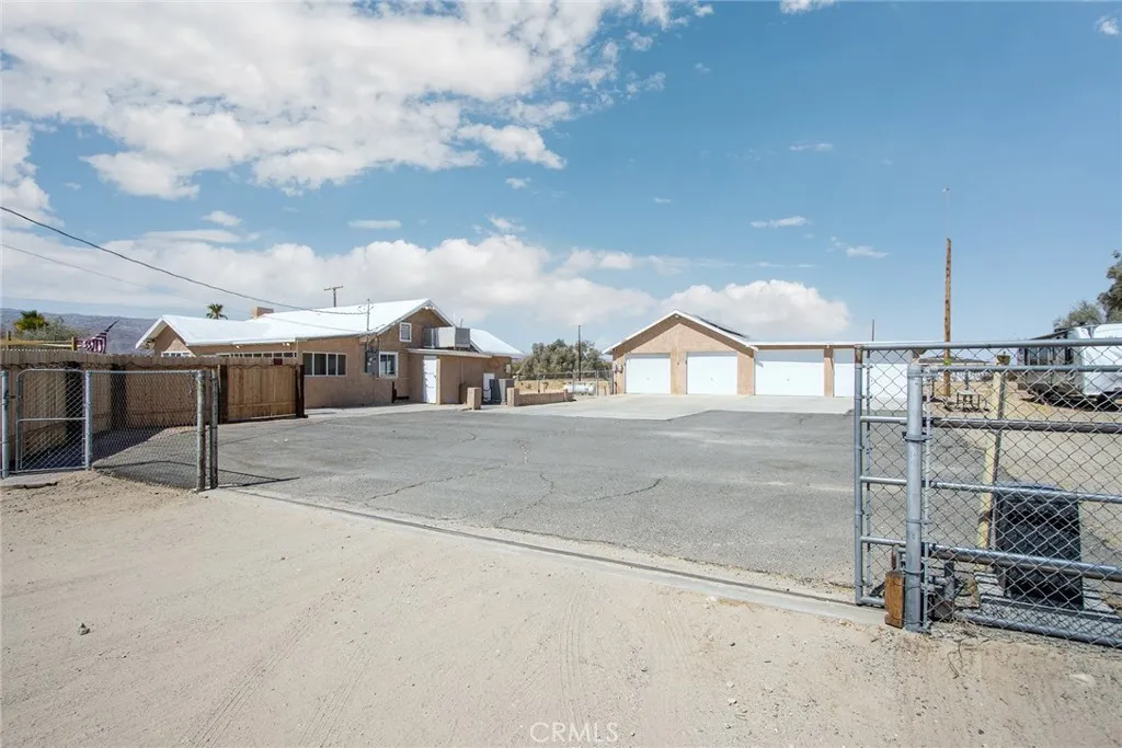 73292 Raymond Way, 29 Palms, California 92277 — photo 4