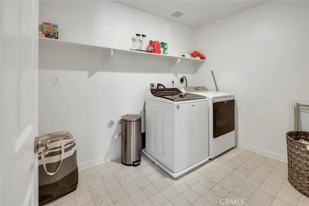 Upstairs laundry room Upstairs laundry room