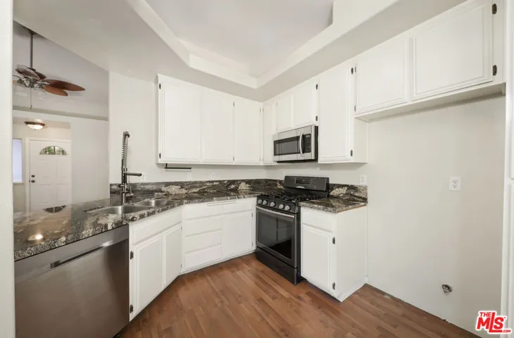 3216 Ranchgate Drive, Bakersfield, California 93312