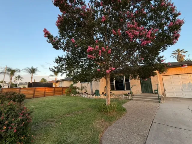 15076 Danbrook Drive, Whittier, California 90604