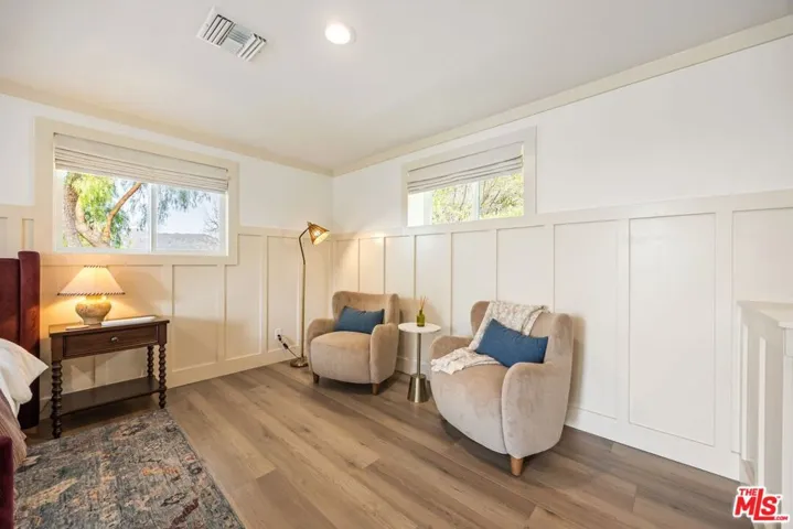 107 Alto Drive, Oak View, California 93022