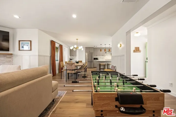 107 Alto Drive, Oak View, California 93022
