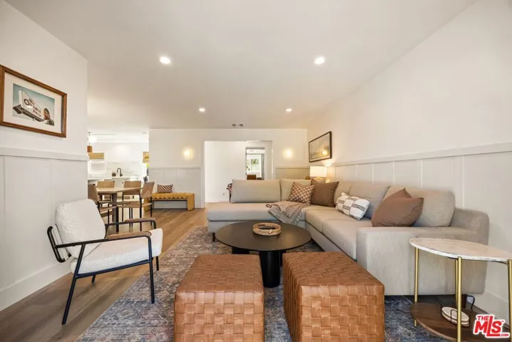 107 Alto Drive, Oak View, California 93022
