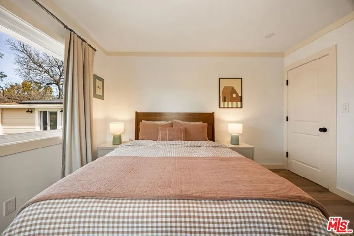 107 Alto Drive, Oak View, California 93022