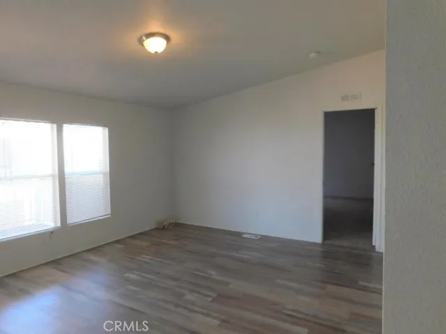 6833 Rea Avenue, California City, California 93505