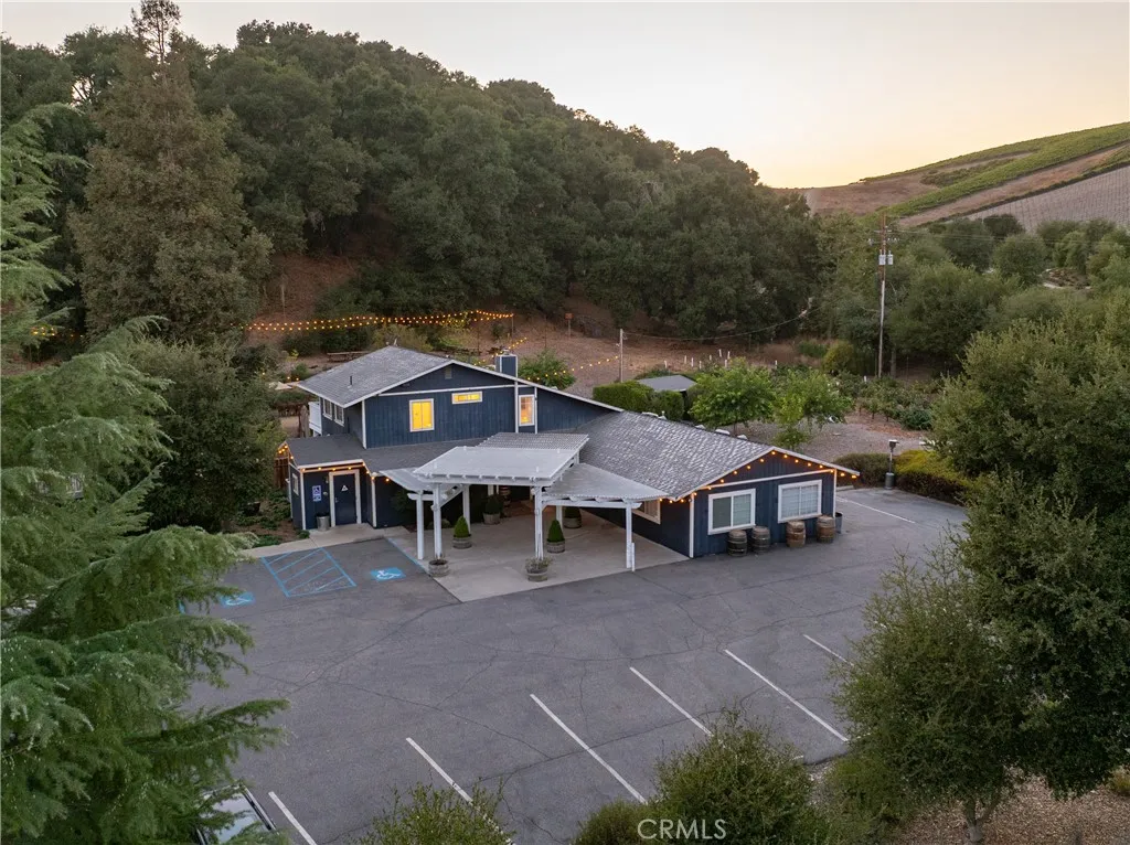 2925 Anderson Rd