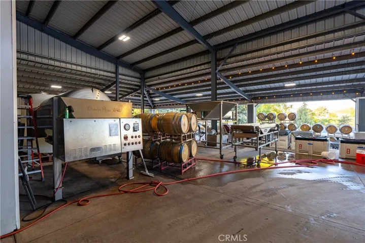 2925 Anderson Road, Paso Robles, California 93446