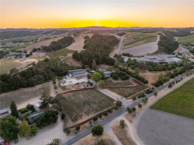 2925 Anderson Road, Paso Robles, California 93446