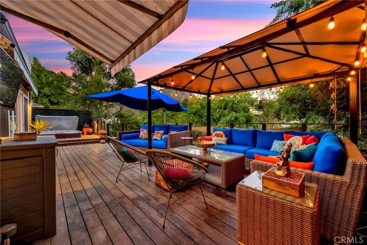 3374 Floyd, Los Angeles, California 90068