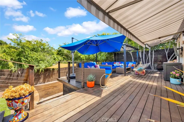 3374 Floyd, Los Angeles, California 90068