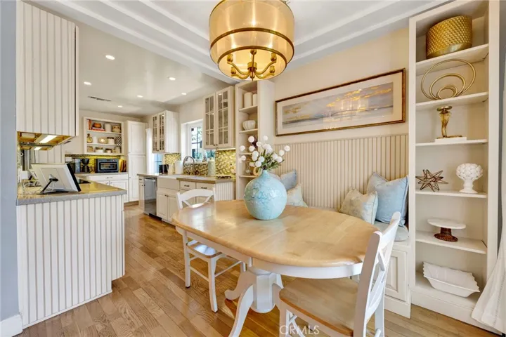 3374 Floyd, Los Angeles, California 90068