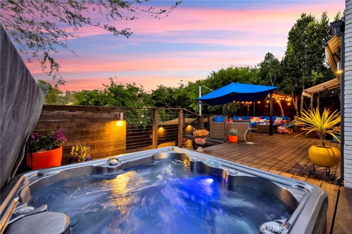 3374 Floyd, Los Angeles, California 90068
