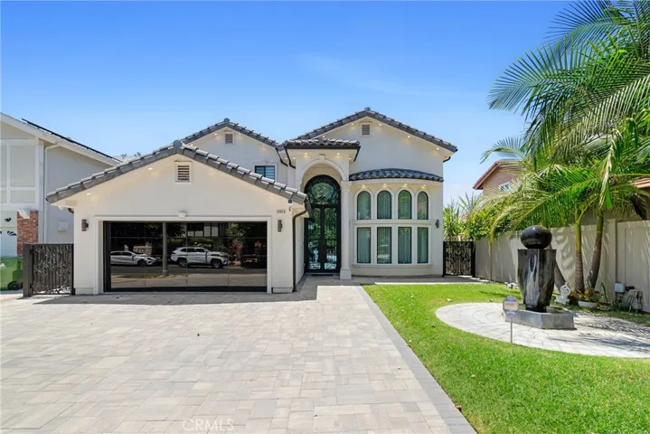 18016 Raymer Street, Northridge, California 91325