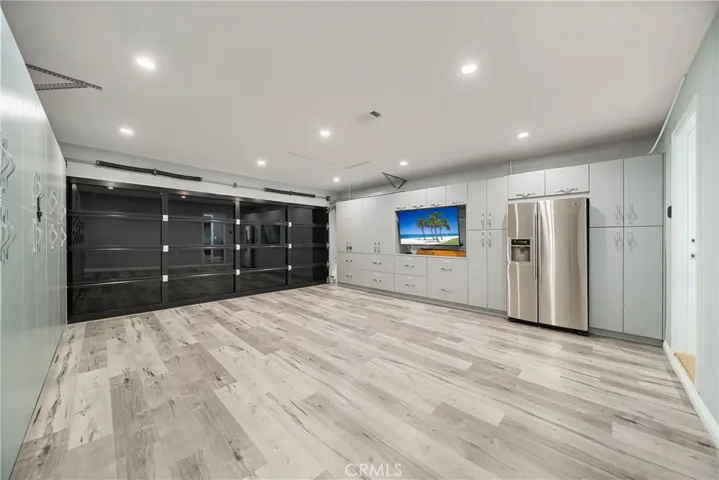 double attached garage fully usable