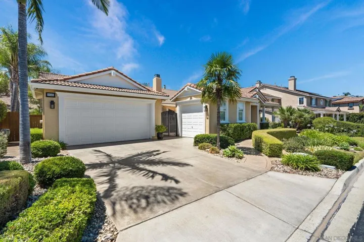 10540 Pinion Trl, Escondido, California 92026