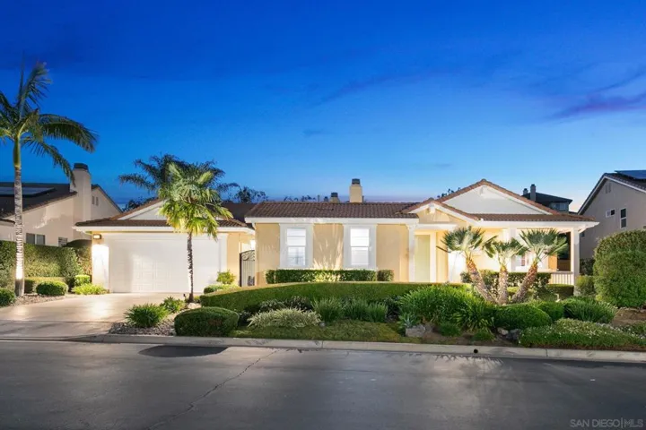 10540 Pinion Trl, Escondido, California 92026