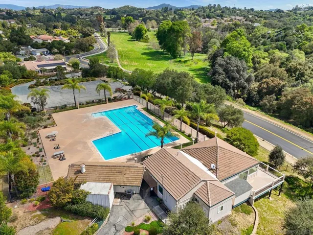 10540 Pinion Trl, Escondido, California 92026