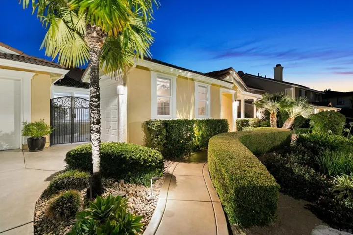 10540 Pinion Trl, Escondido, California 92026