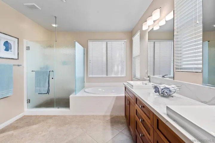 10540 Pinion Trl, Escondido, California 92026