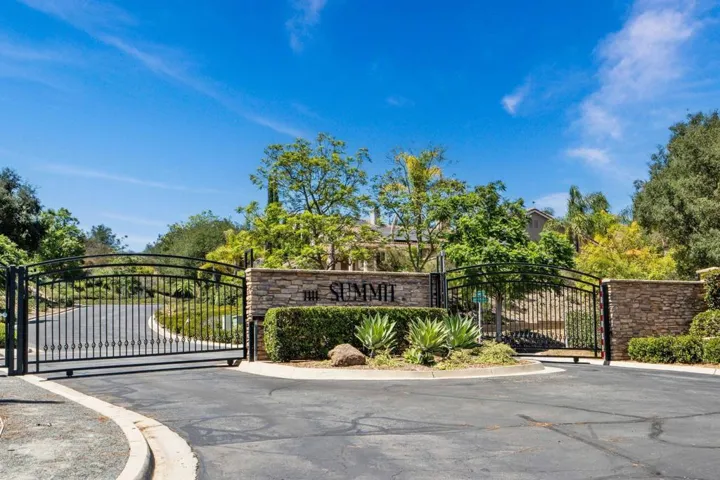 10540 Pinion Trl, Escondido, California 92026