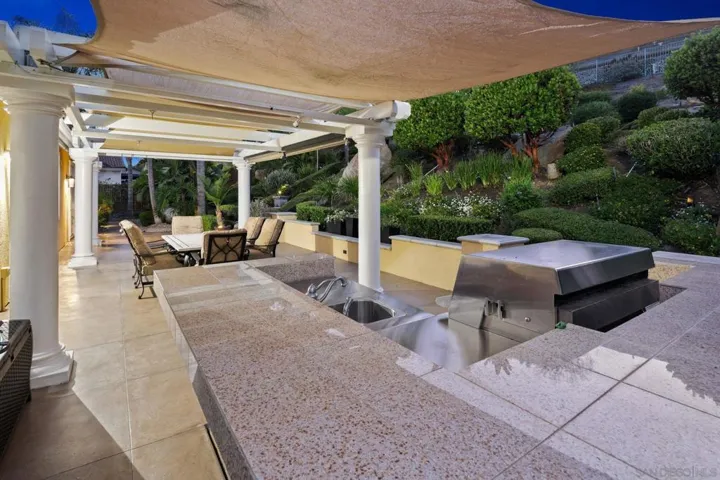 10540 Pinion Trl, Escondido, California 92026
