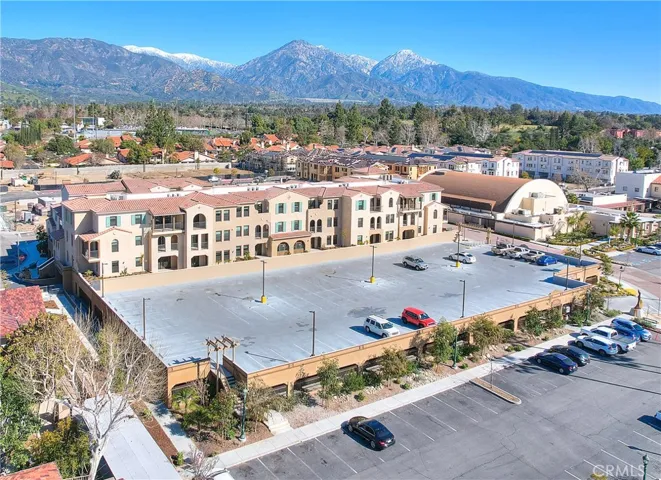 501 W Foothill Boulevard 306, Claremont, California 91711
