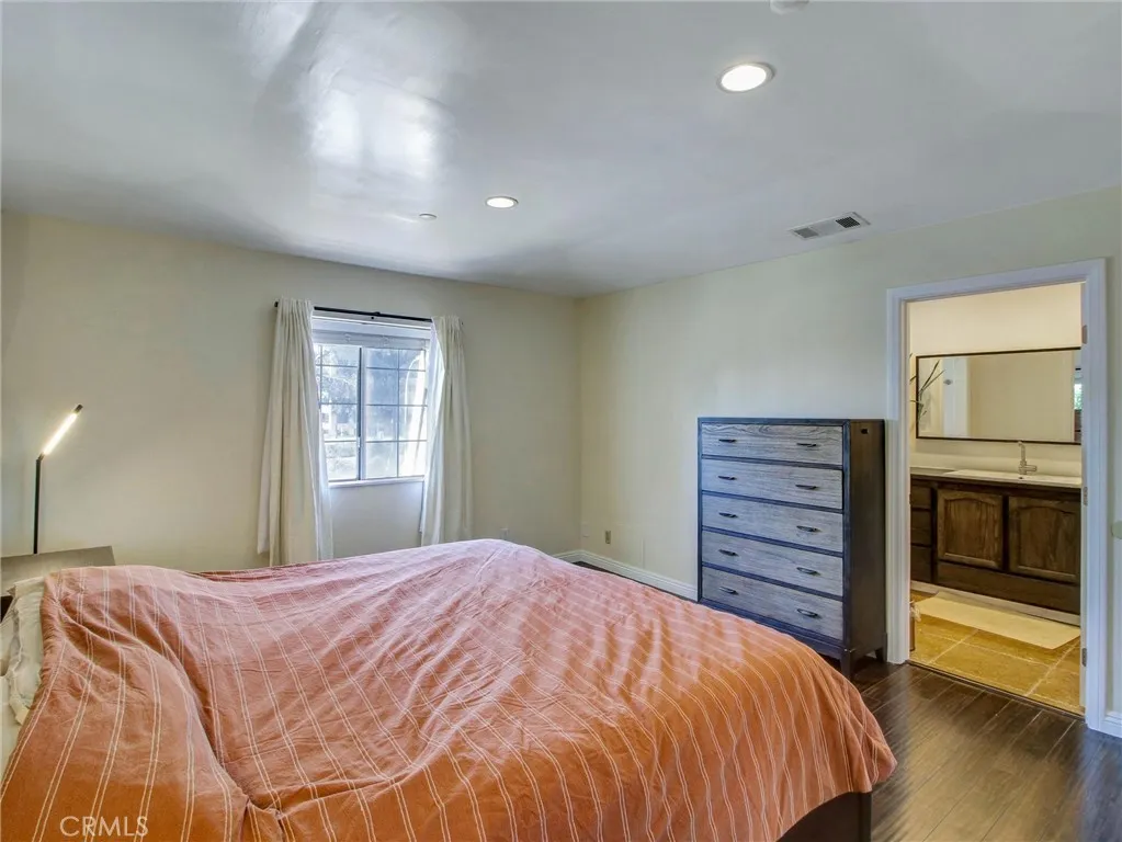379 N Mentor Avenue 1, Pasadena, California 91106 — photo 5