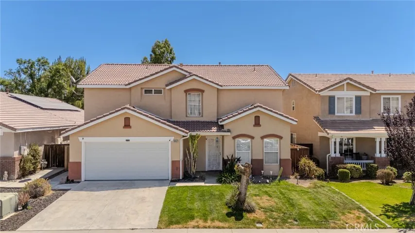 8952 Dahlia Dr - Front