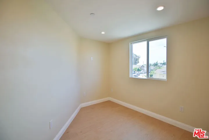 5517 – 5519 Lavinia Avenue, Lynwood, California 90262