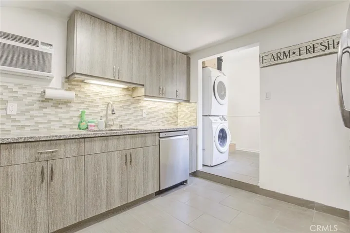 6641 Agnes Avenue, North Hollywood, California 91606