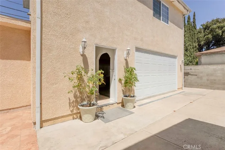 6641 Agnes Avenue, North Hollywood, California 91606