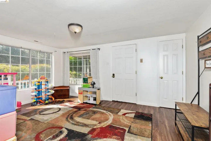 105 W Bolton Rd, Oakley, California 94561