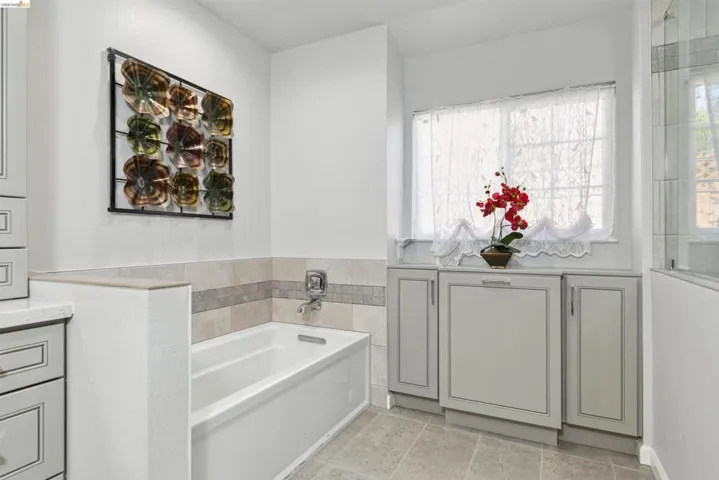 105 W Bolton Rd, Oakley, California 94561
