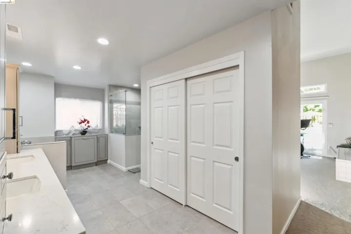 105 W Bolton Rd, Oakley, California 94561