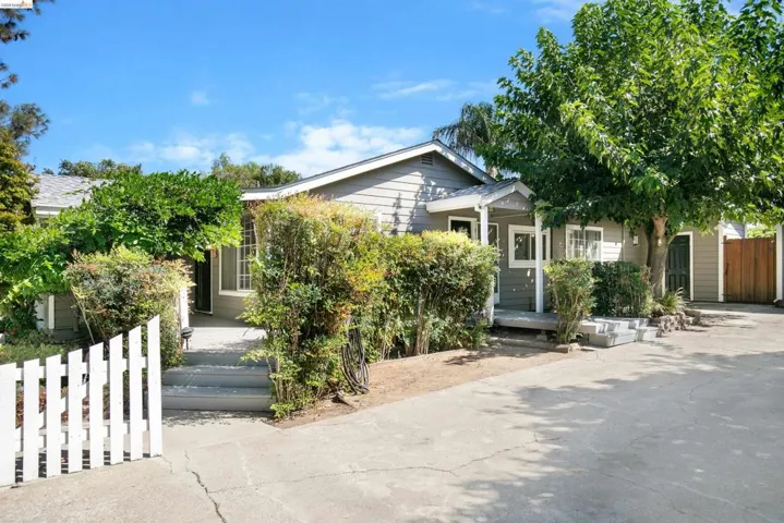 105 W Bolton Rd, Oakley, California 94561
