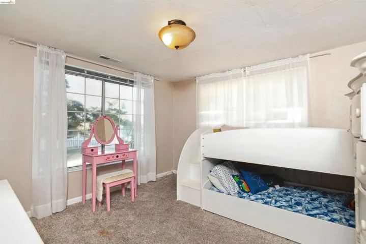 105 W Bolton Rd, Oakley, California 94561