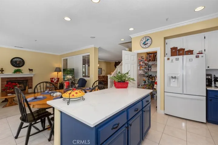 16595 Almaden, Fontana, California 92336