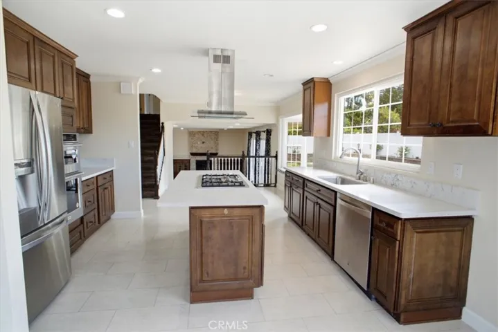 kitchen to living room