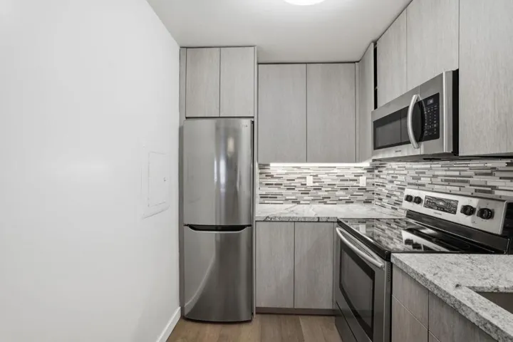 1 Daniel Burnham Court 307, San Francisco, California 94109
