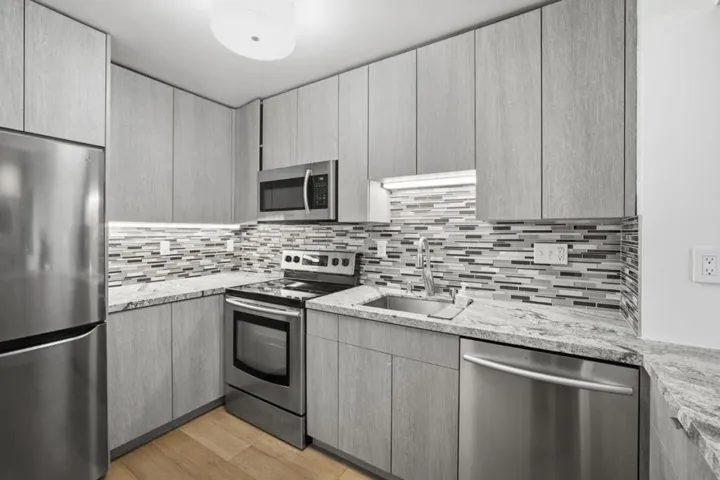 1 Daniel Burnham Court 307, San Francisco, California 94109