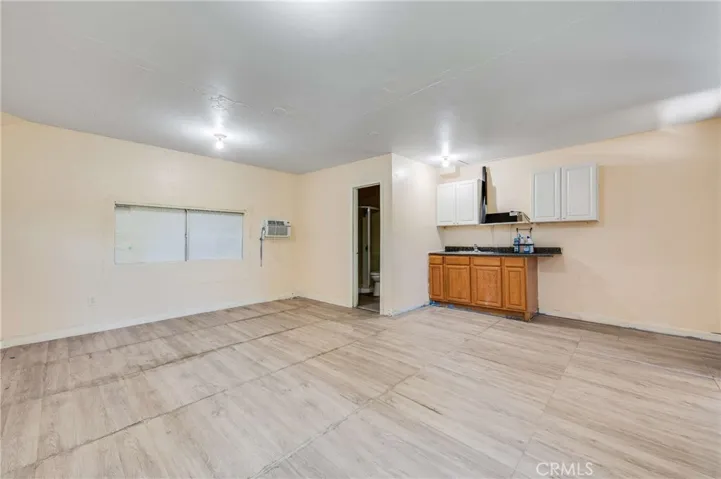 19122 Chase Street, Northridge, California 91324