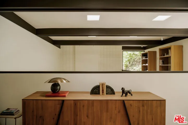 5649 Valley Oak Drive, Los Angeles, California 90068