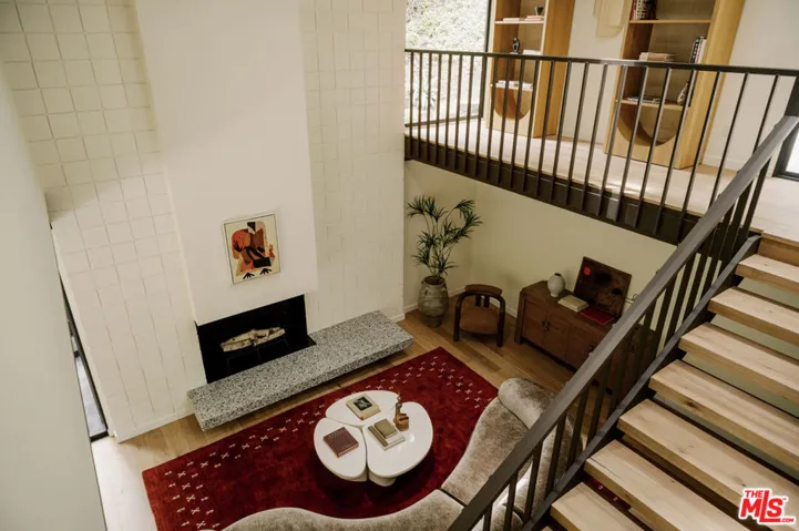 5649 Valley Oak Drive, Los Angeles, California 90068