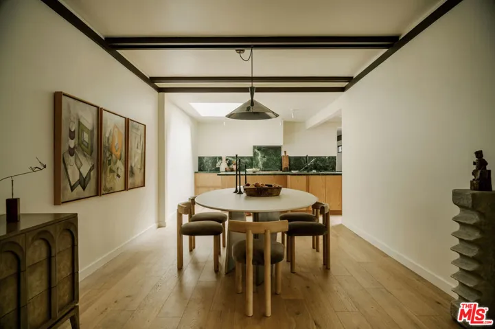 5649 Valley Oak Drive, Los Angeles, California 90068
