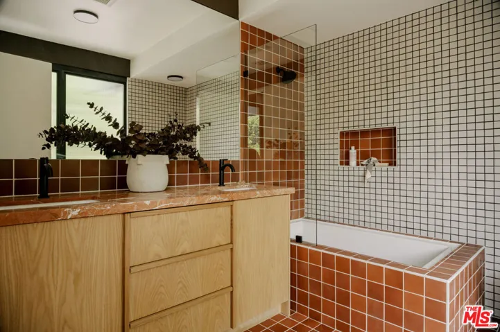 5649 Valley Oak Drive, Los Angeles, California 90068