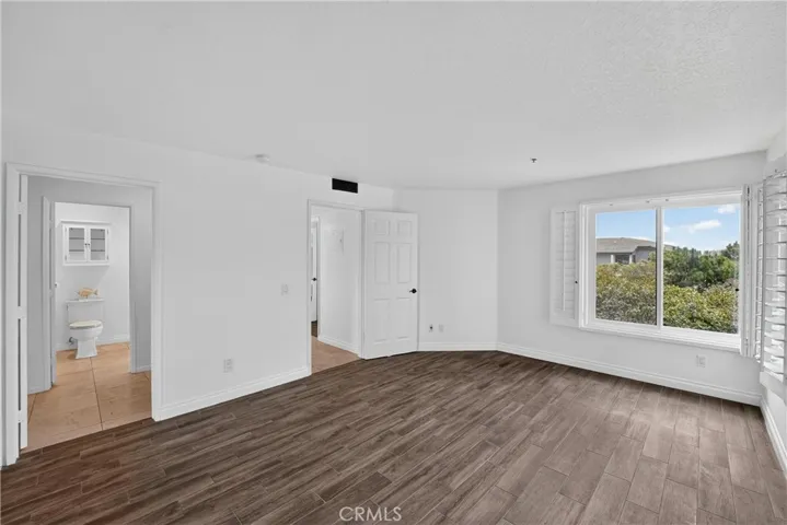 260 Cagnney, Newport Beach, California 92663