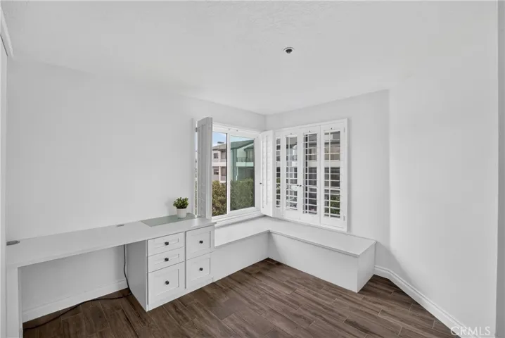 260 Cagnney, Newport Beach, California 92663
