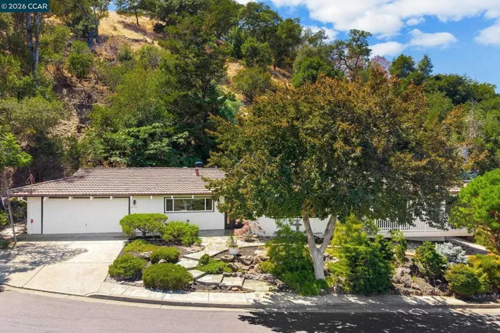 4050 Saint Marys St, Martinez, California 94553