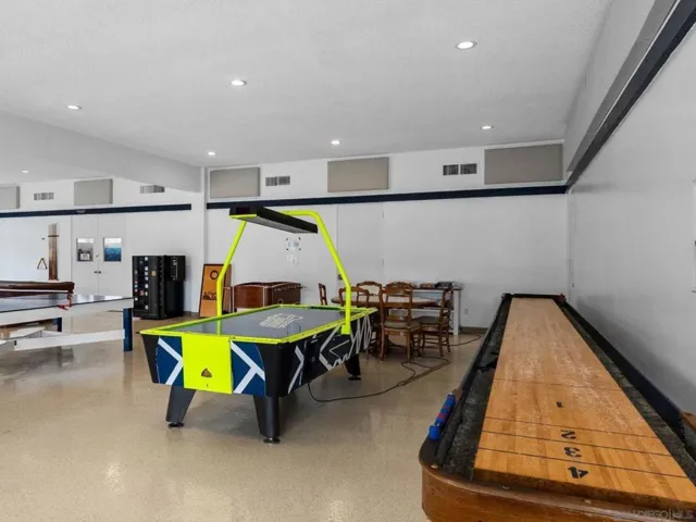 4012 Mount Acadia, San Diego, California 92111